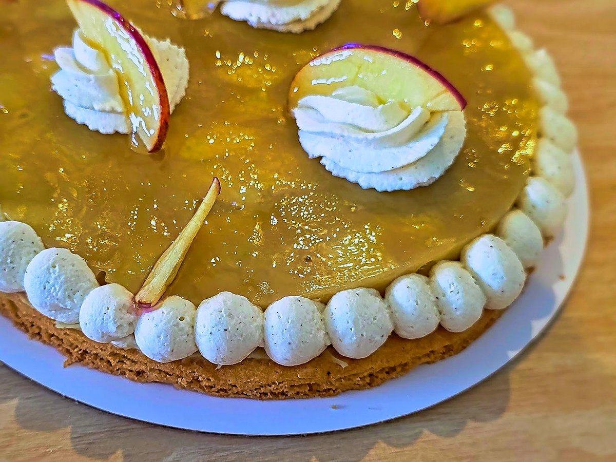 Apple tart